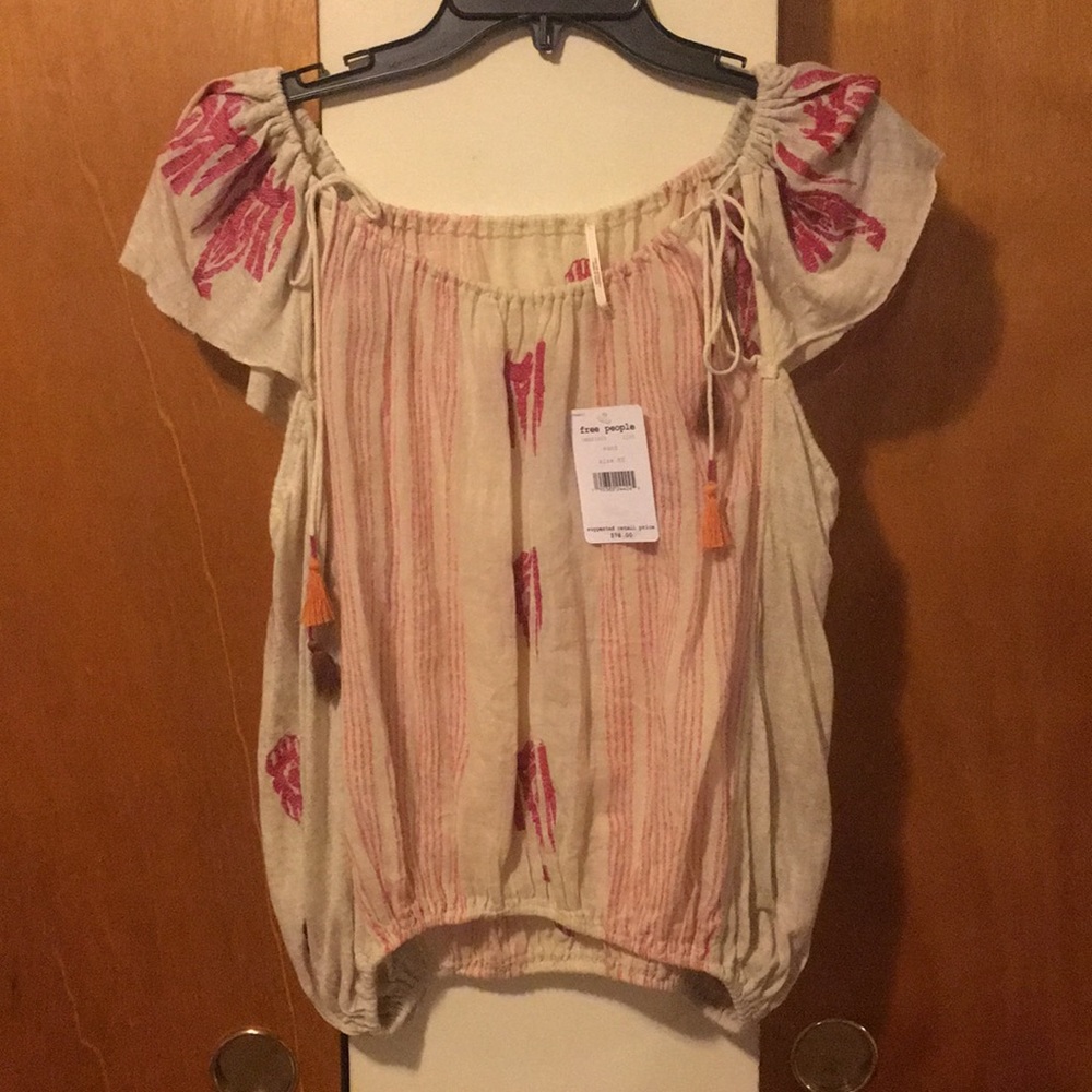 🌹 NWT Free People Off the Shoulder Top